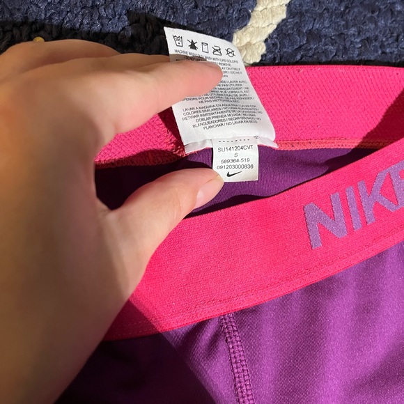 S nike pro shorts - Picture 3 of 4